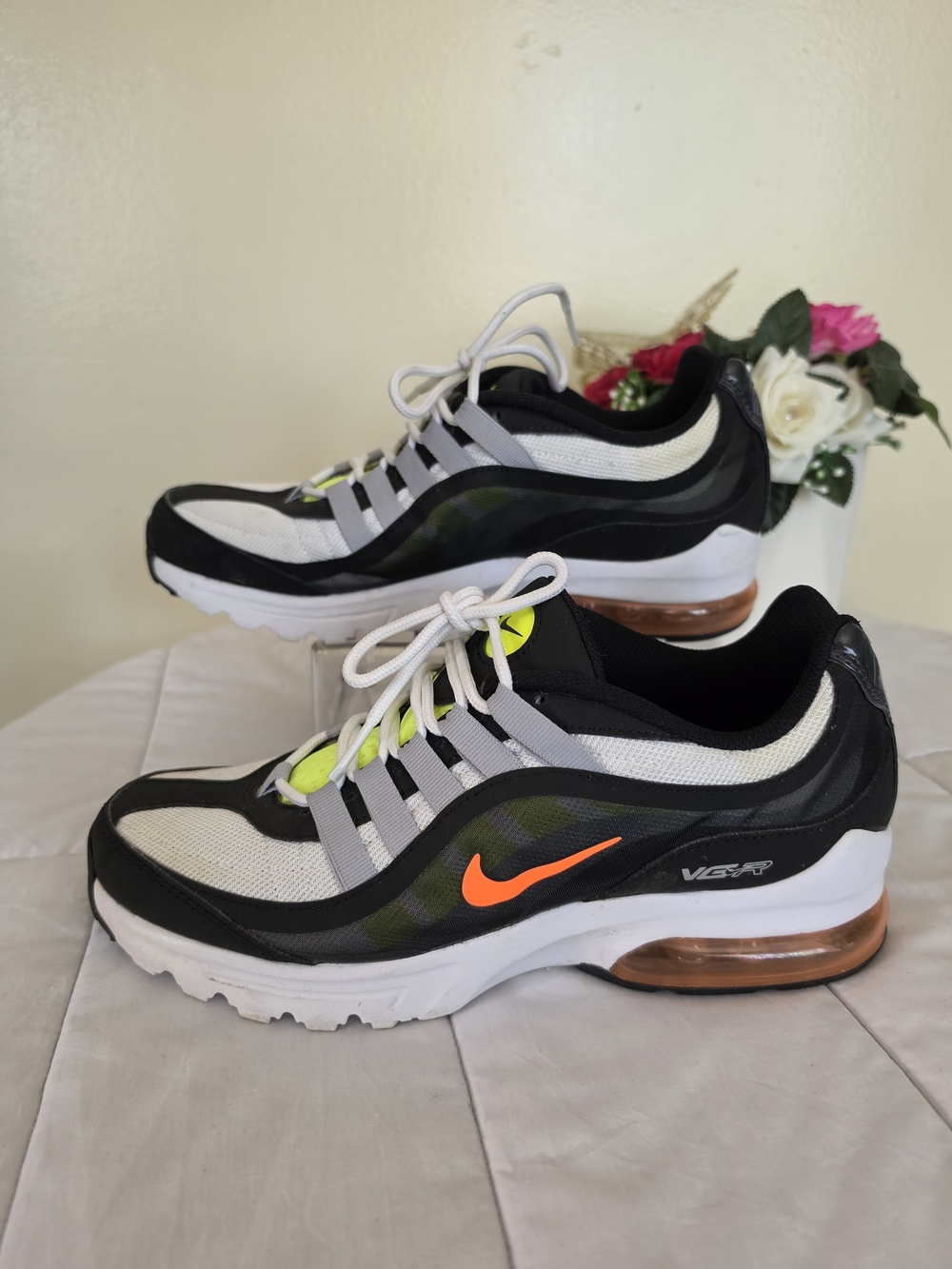 Nike Air Max VG-R White/Black Run Race CrossFit Shoes Women Size 8